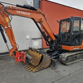 HITACHI ZX65USB-6