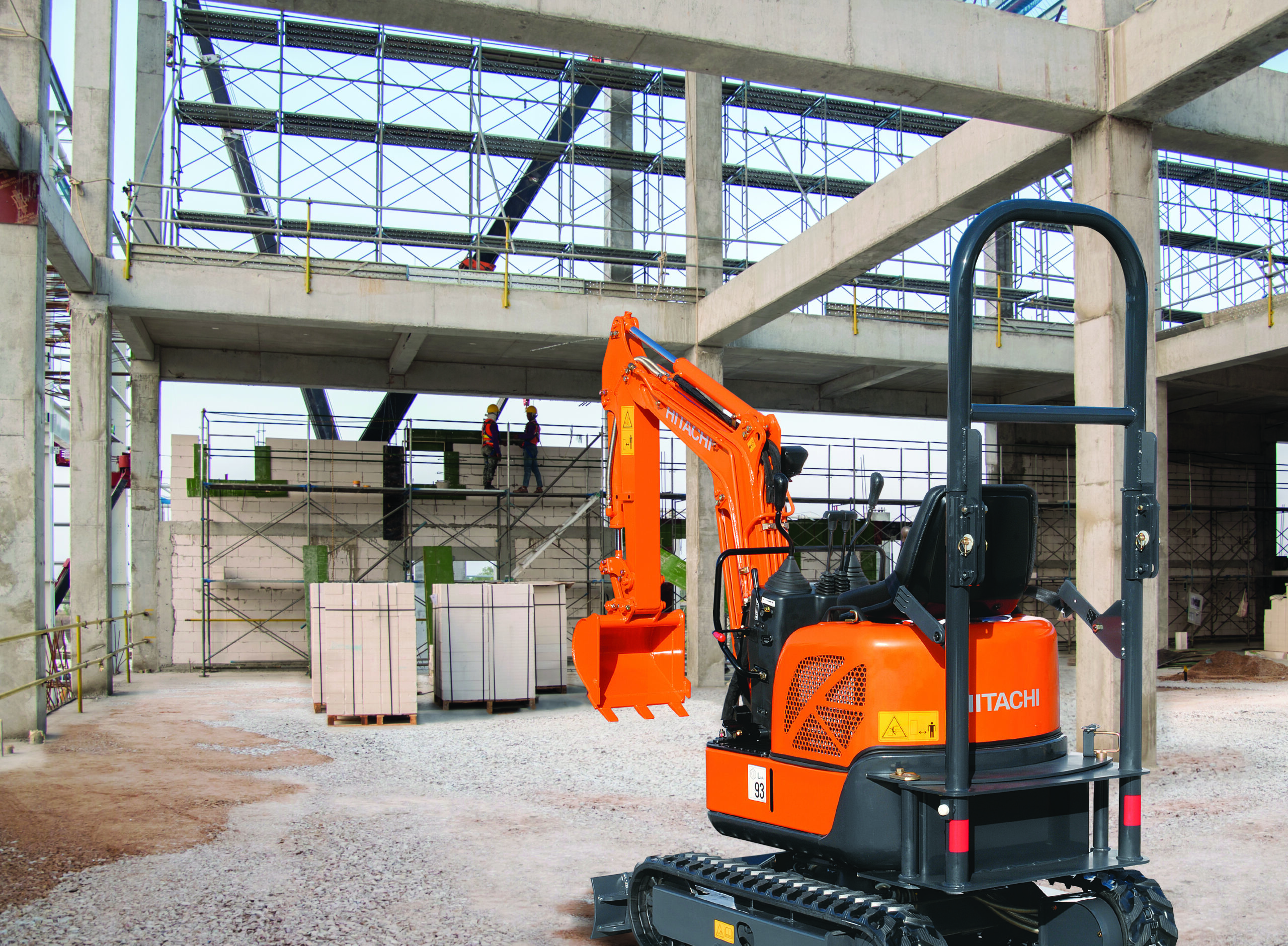 Hitachi ZX10U-6 - práce v interiéru